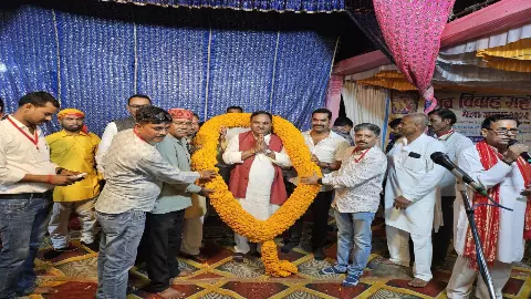 Lucknow News: शिव विवाह महोत्सव में शामिल हुए RLD प्रवक्ता अनिल दुबे, कहा- भगवान शिव के चरित्र से हम सभी लें प्रेरणा Lucknow News: शिव विवाह महोत्सव में शामिल हुए RLD प्रवक्ता अनिल दुबे, कहा- भगवान शिव के चरित्र से हम सभी लें प्रेरणा