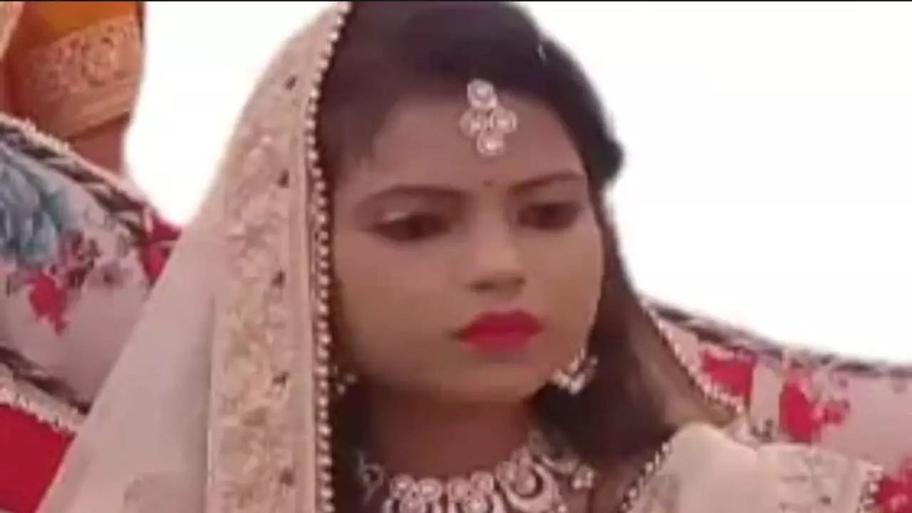 On the 5th day of marriage, the bride committed suicide by hanging herself, a case of dowry murder was registered