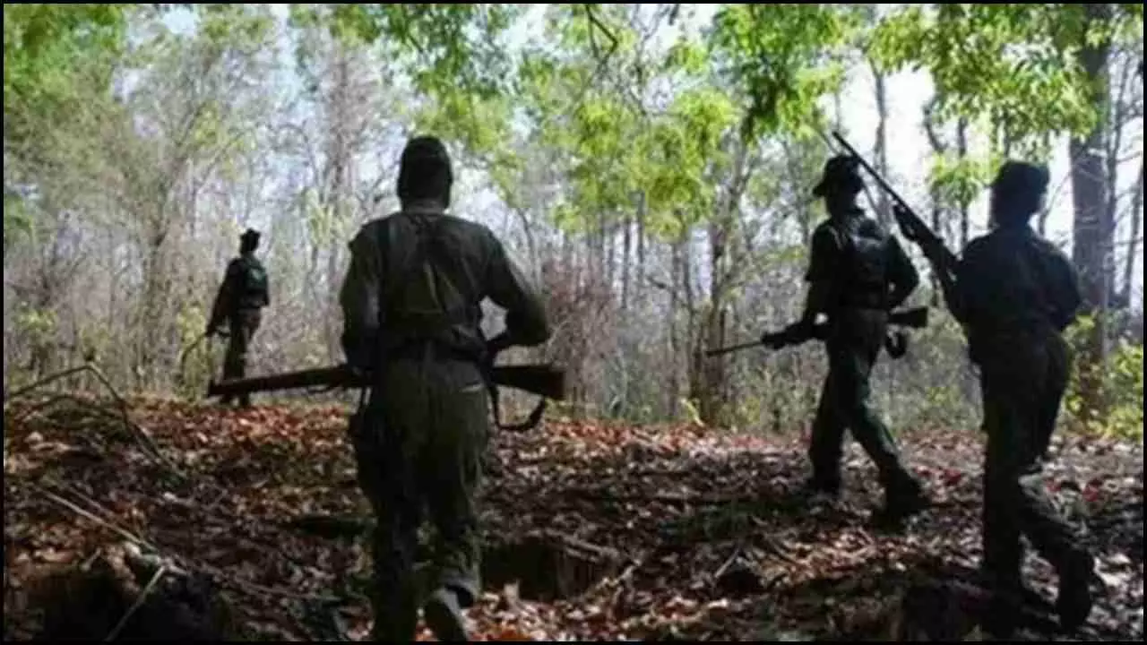 Naxal Encounter : छत्तीसगढ़ में सुरक्षाबलों और नक्सलियों के बीच मुठभेड़, पांच नक्सली ढेर, दो सुरक्षाकर्मी घायल