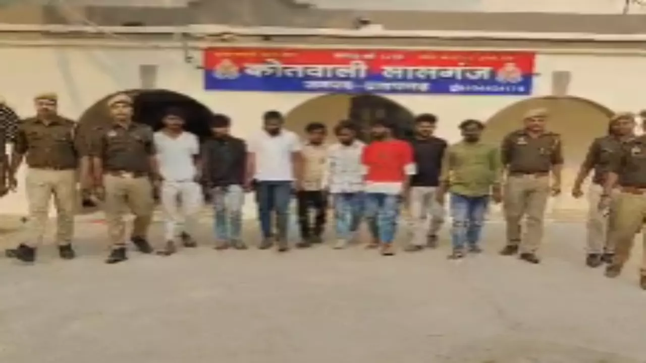 Pratapgarh News: डीजे पर गाने के विवाद में युवक की पीट कर हत्या, आठ आरोपी गिरफ्तार, भेजे गए जेल