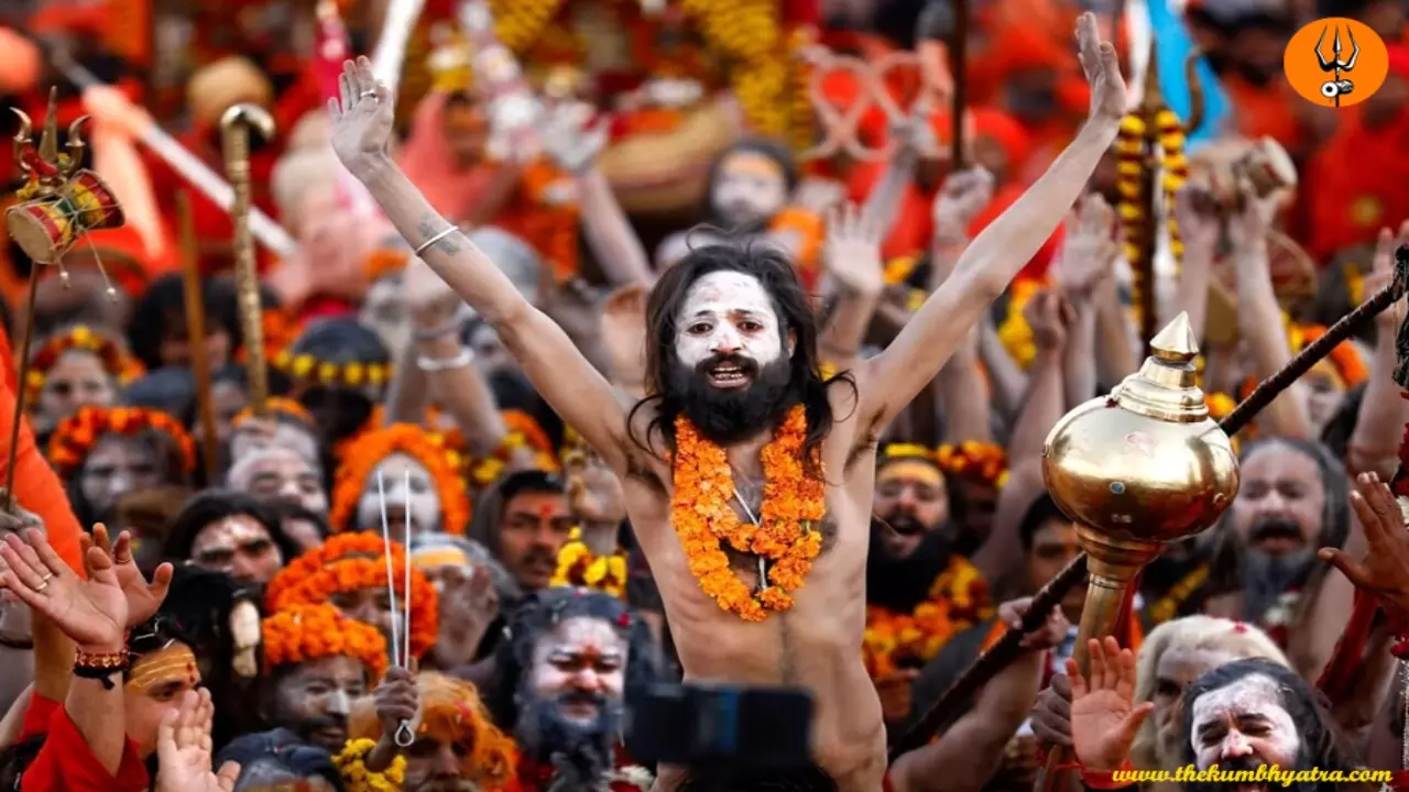 Kumbh Mela 2025: 40,000 नागा साधुओं ने काशी विश्वनाथ ज्योतिर्लिंग की रक्षा करते हुए अपने प्राणों की दी थी आहुति