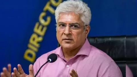Kailash Gahlot Biography: दिल्ली की राजनीति गरमाने वाले कैलाश गहलोत कौन हैं, जानें परिवार, एजुकेशन, नेटवर्थ के बारे में सबकुछ