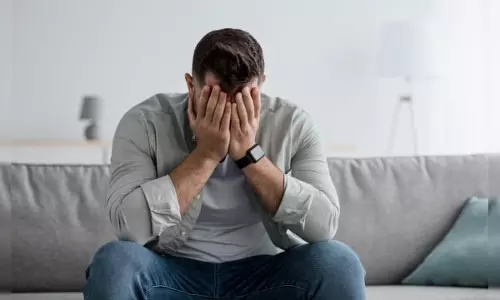 Mens Day: पुरुष न करें मेंटल हेल्थ को इग्नोर, यहां जानें मेंटली फिट रहने के लिए महत्वपूर्ण टिप्स