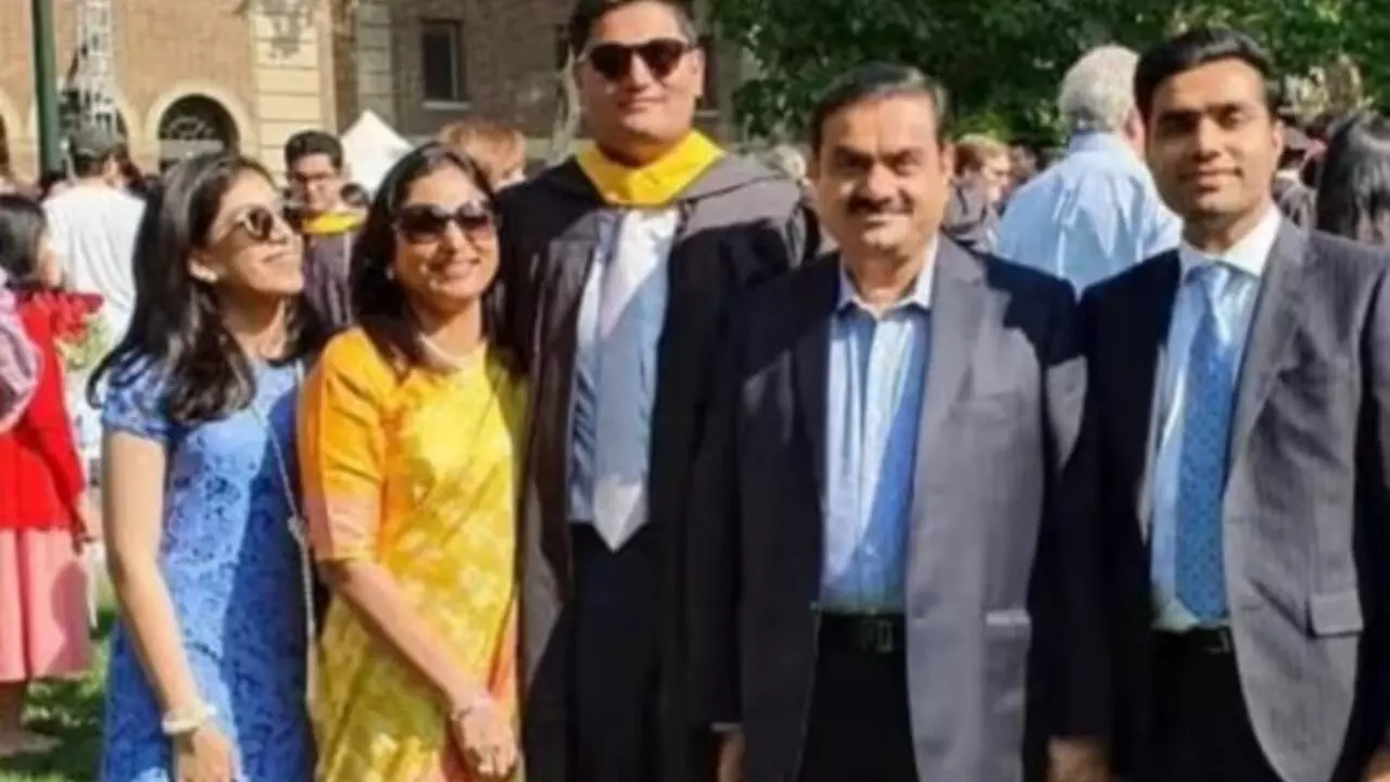 Gautam Adani Son: कितने पढ़े-लिखे हैं गौतम अडानी के दोनों बेटे, क्या करते हैं काम, जानें यहां