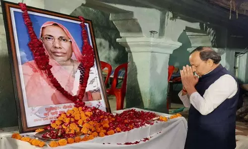 BJP leaders pay tribute to Chandrashekhars mother by reaching Mahua