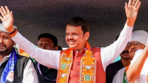 Devendra Fadnavis Devendra Fadnavis