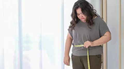 Obesity Side Effects: मोटापा न बन जाए जी का जंजाल, होते हैं कई खतरे, यहां जानें वजन घटाने के तरीके