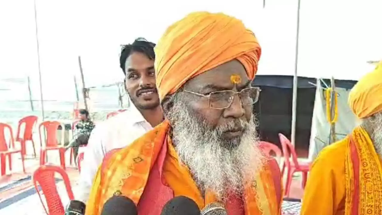 Sakshi Maharaj ( Photo- Newstrack )