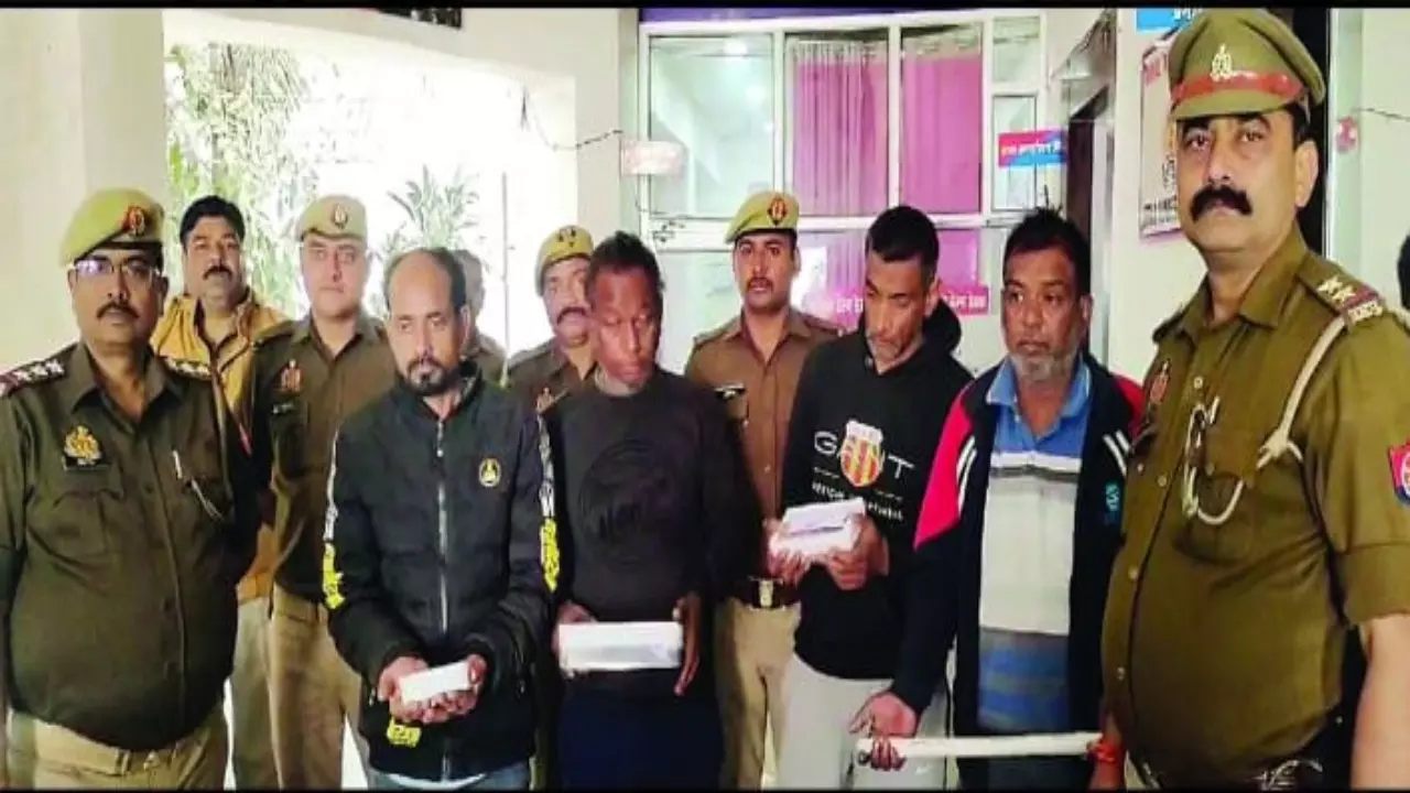 Kotwali and Sipri Bazaar police station increasing theft incidents Jhansi ki crime news