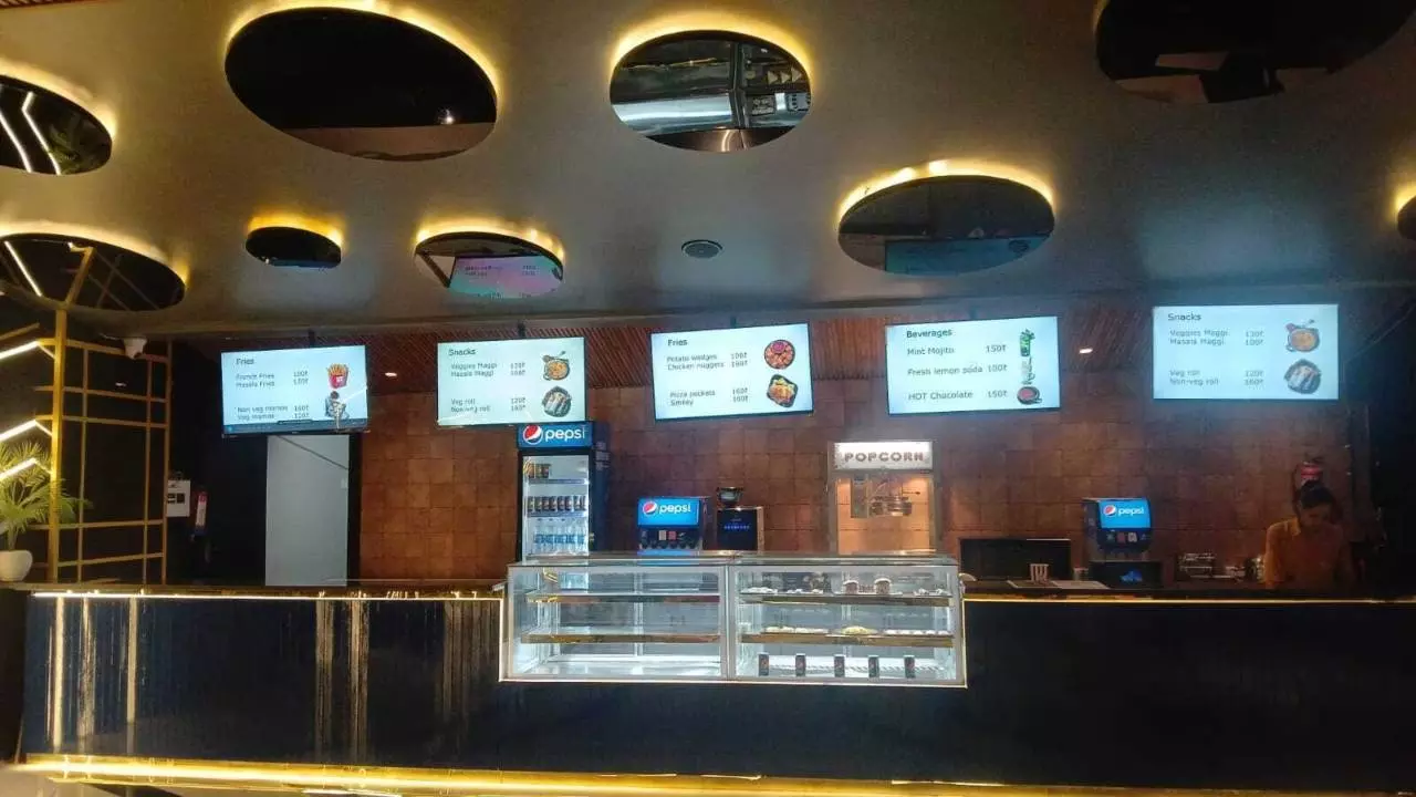 Antas DD Cinemas in Lucknow