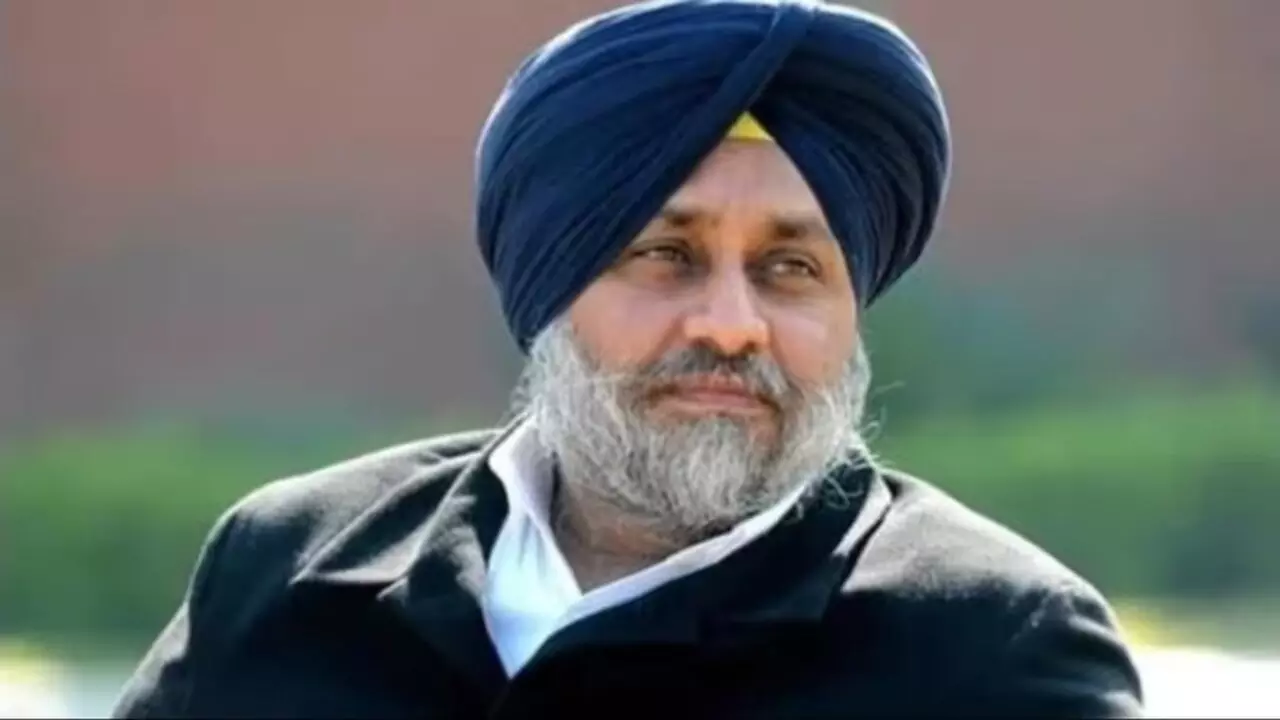 Sukhbir Singh Badal Net Worth: धार्मिक सजा काट रहे सुखबीर सिंह बादल हैं कितने अमीर, संपत्ति जान उड़ेंगे होश