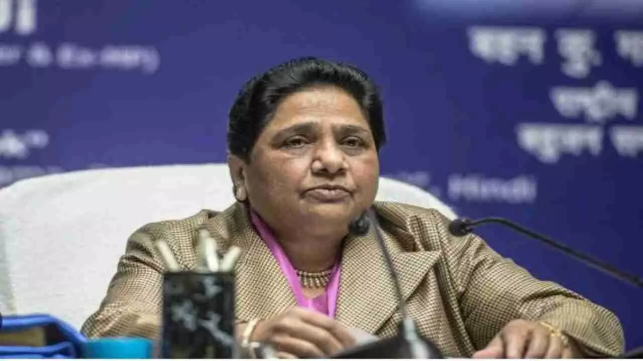 Mayawati Statement: मायावती ने एक्स पर बताई सागर और प्रमोद को निकाले जाने की वजह, कार्यकर्ता गलत प्रचार से रहें सतर्क