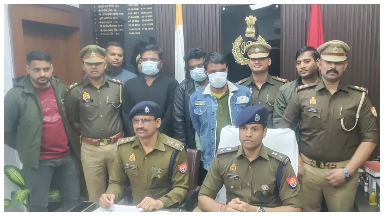 पुलिस गिरफ्त में आरोपी