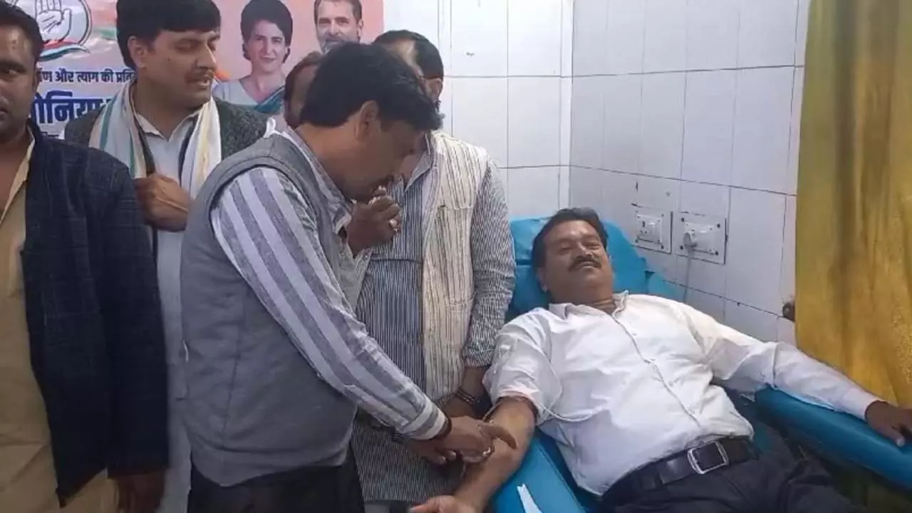 Congressmen celebrate Sonia Gandhis birthday with blood donation, Sadbhavana camp given Name