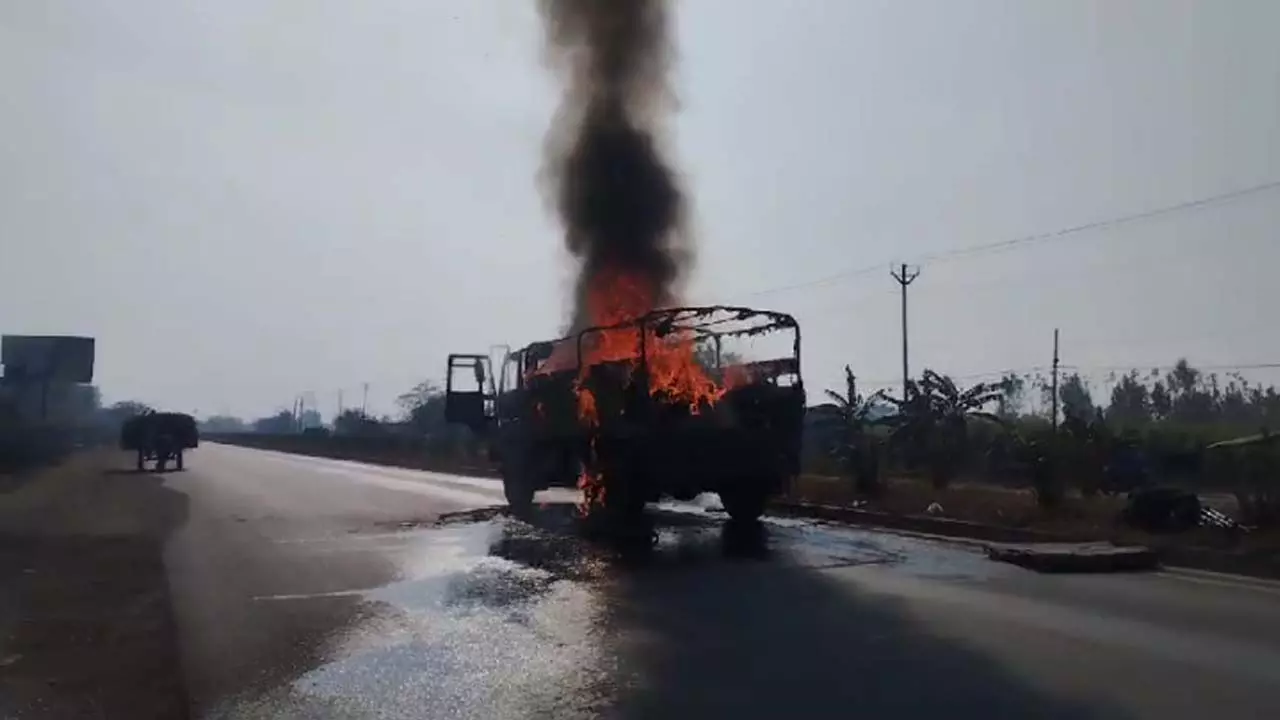 Army truck catches fire on State Highway in Kotwali area