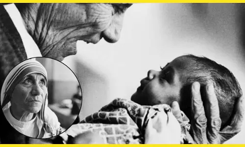 Mother Teresa Ke Bare Me Jankari