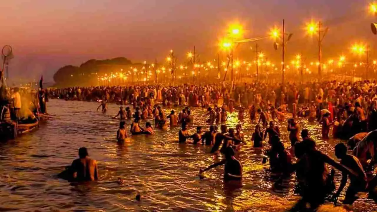 Maha Kumbh 2025: रूस में भी छाया महाकुंभ का खुमार, रूस के रामलीला कलाकार कुंभ के लिए कर रहे खास तैयारी