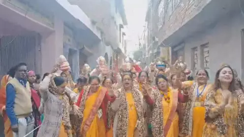 Aligarh News: नगला मसानी गौशाला मे श्री शिव महापुराण से पूर्व धूमधाम से निकाली गई भव्य कलश यात्रा Aligarh News: नगला मसानी गौशाला मे श्री शिव महापुराण से पूर्व धूमधाम से निकाली गई भव्य कलश यात्रा