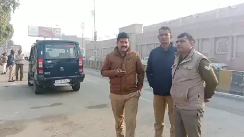 Kasganj News: 8 परीक्षा केंद्रो पर शुरु हुआ PCS का एक्जाम , 3547 परीक्षार्थी देंगे परीक्षा Kasganj News: 8 परीक्षा केंद्रो पर शुरु हुआ PCS का एक्जाम , 3547 परीक्षार्थी देंगे परीक्षा