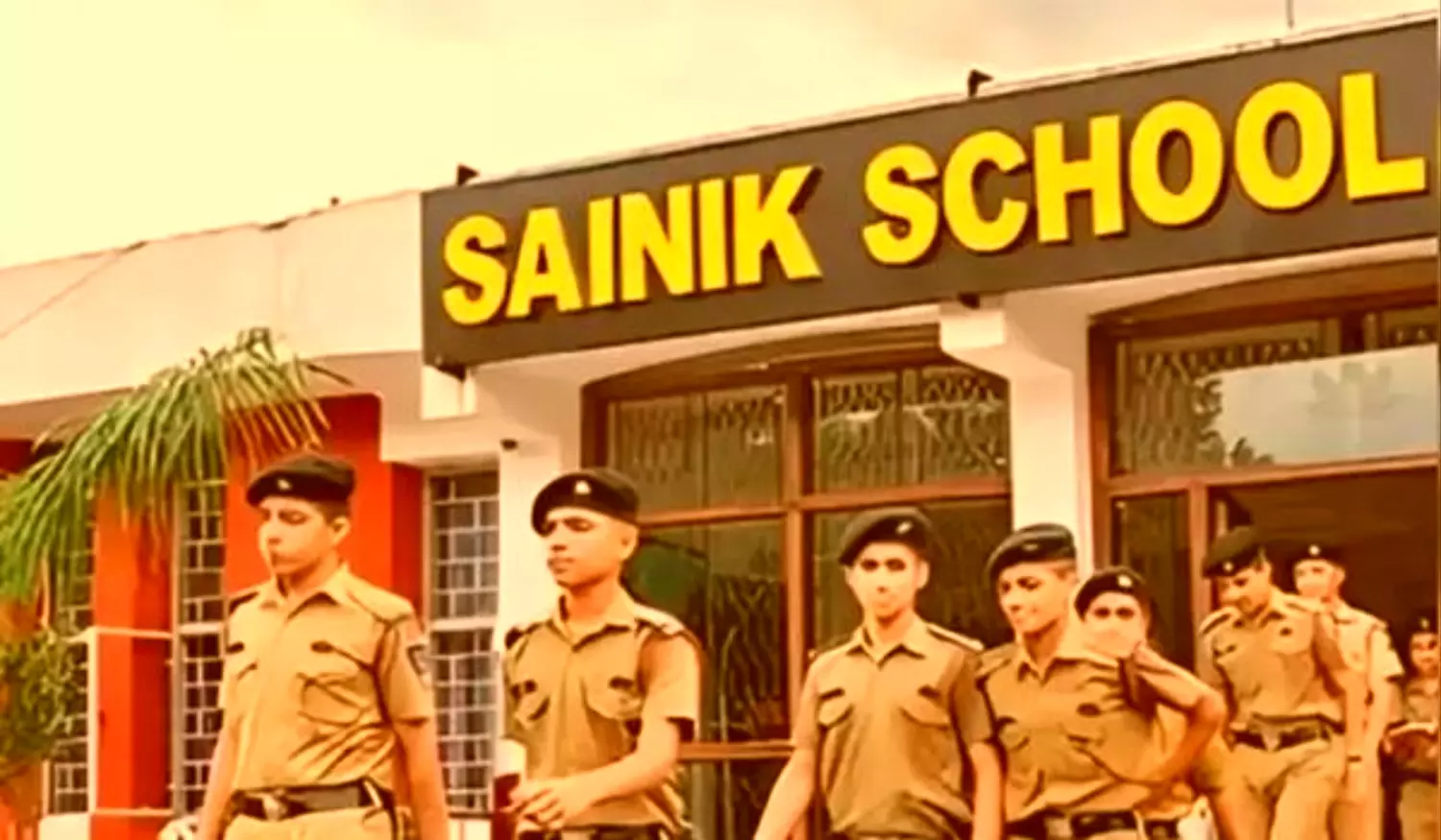 AISSEE Sainik School Admission 2025: सैनिक स्कूल में ऐसे लें एडमिशन, देनी होगी प्रवेश परीक्षा