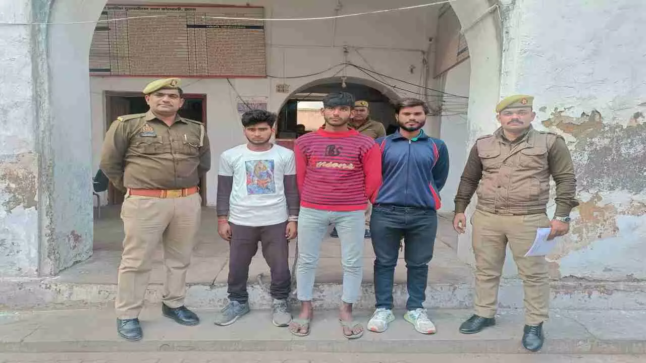 Etawah News: शराब के नशे में हुआ झगड़ा, 3 लोगों ने एक लड़के का किया अपहरण, पुलिस ने पकड़े आरोपी