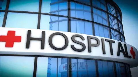 Jhansi News Today Woman Dies During Treatment Due to Negligence of Maa Pitambara Hospital