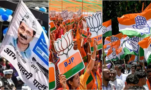 Delhi Election 2025 : चुनाव से पहले आम आदमी पार्टी ने चला बड़ा दांव, बीजेपी और कांग्रेस में मची खलबली!