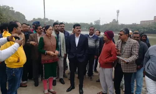 Hardoi District Collector Mangala Prasad Singh inspected Belatali Pond