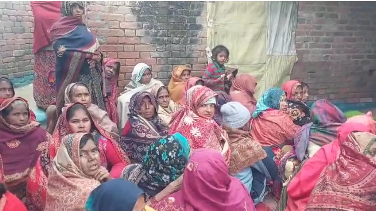 Attempt to commit crime against woman by infiltrating house, Burjug dies of beating while protesting