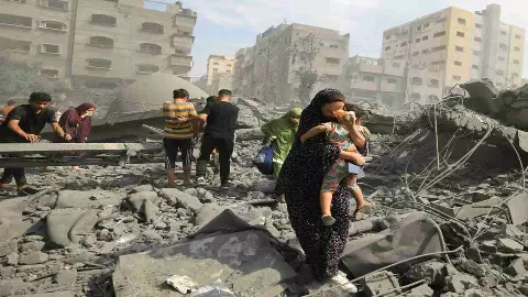 Israel Gaza War Updates: इजरायल के गाजा पर ताबड़तोड़ हमले, अब तक 91 मारे गए, अस्पतालों को भी बनाया निशाना Israel Gaza War Updates: इजरायल के गाजा पर ताबड़तोड़ हमले, अब तक 91 मारे गए, अस्पतालों को भी बनाया निशाना