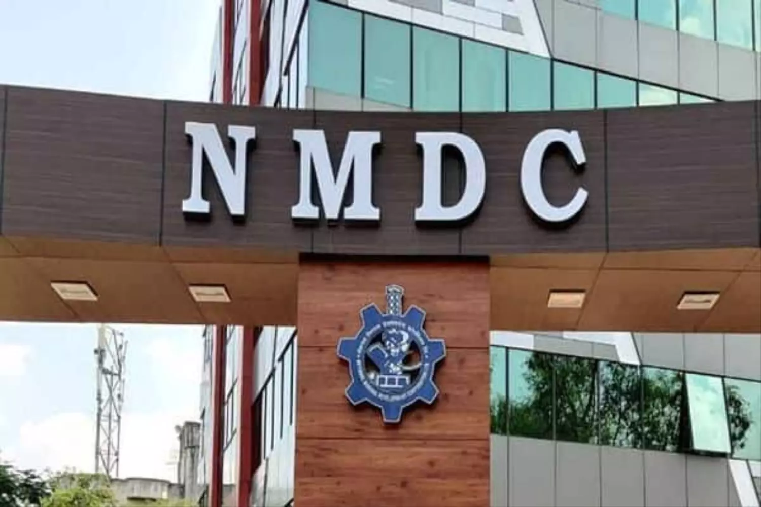 NMDC Vacancy 2025: NMDC में निकली भर्तियां, सैलरी 1,60 हजार प्रतिमाह