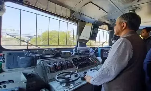 Indian Railway: कवच से लैस होगा 438 किलोमीटर का यूपी से बिहार जाने वाला ट्रेन रुट, पूर्वोत्तर रेलवे ने बनाया खास प्लान