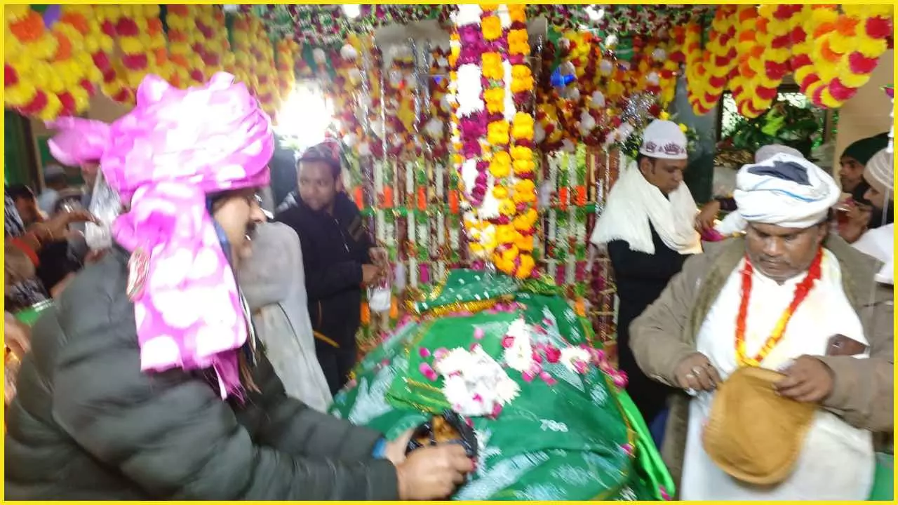 Khwaja Ismail Chishti Dargah in Kantit Mirzapur