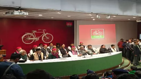 akhilesh yadav akhilesh yadav