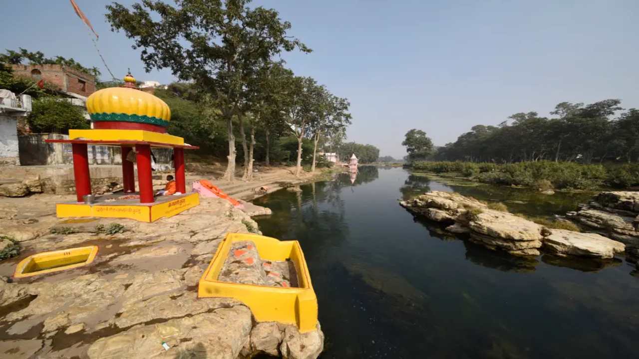 Chitrakoot Ghoomney ke Dharmik Sthal (Image Credit-Social Media)