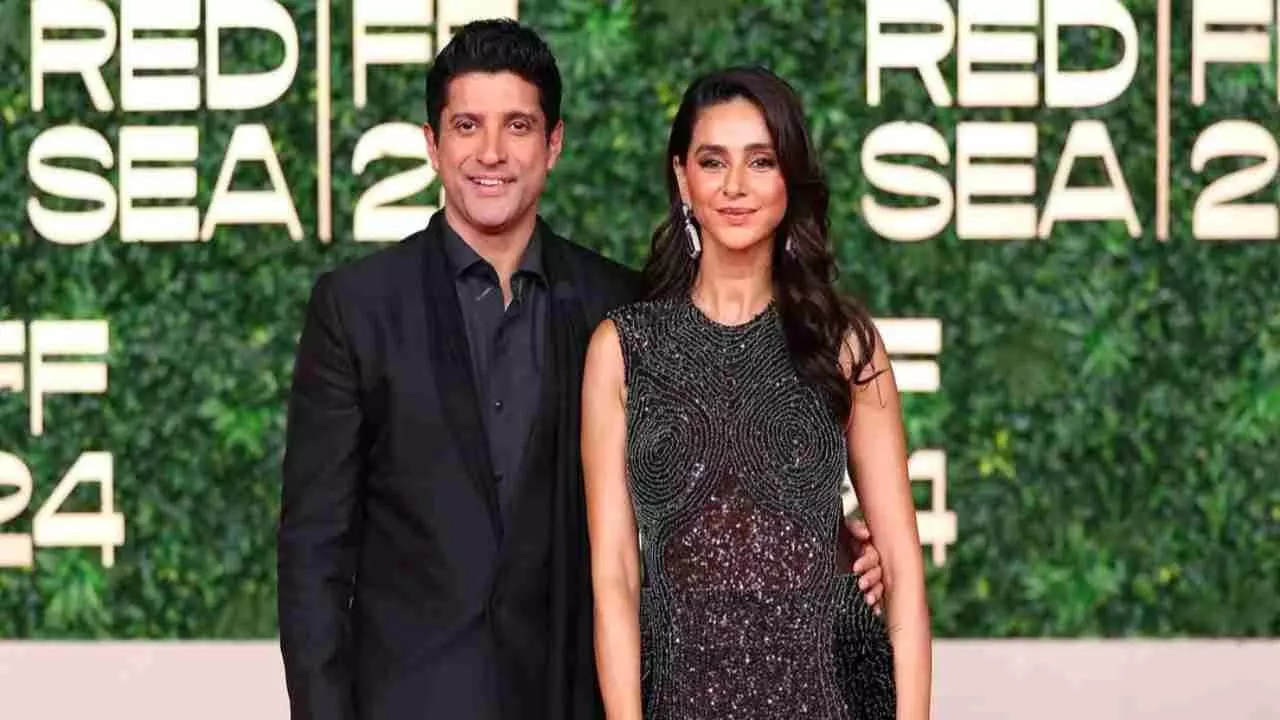 Farhan Akhtar Wife Shibani Pregnant