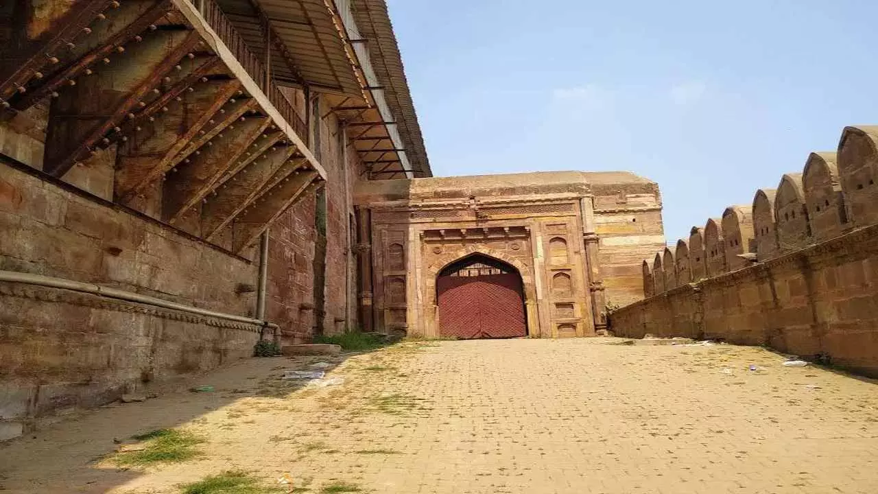 Prayagraj Ka Akbar Ka Qila (Image Credit-Social Media)