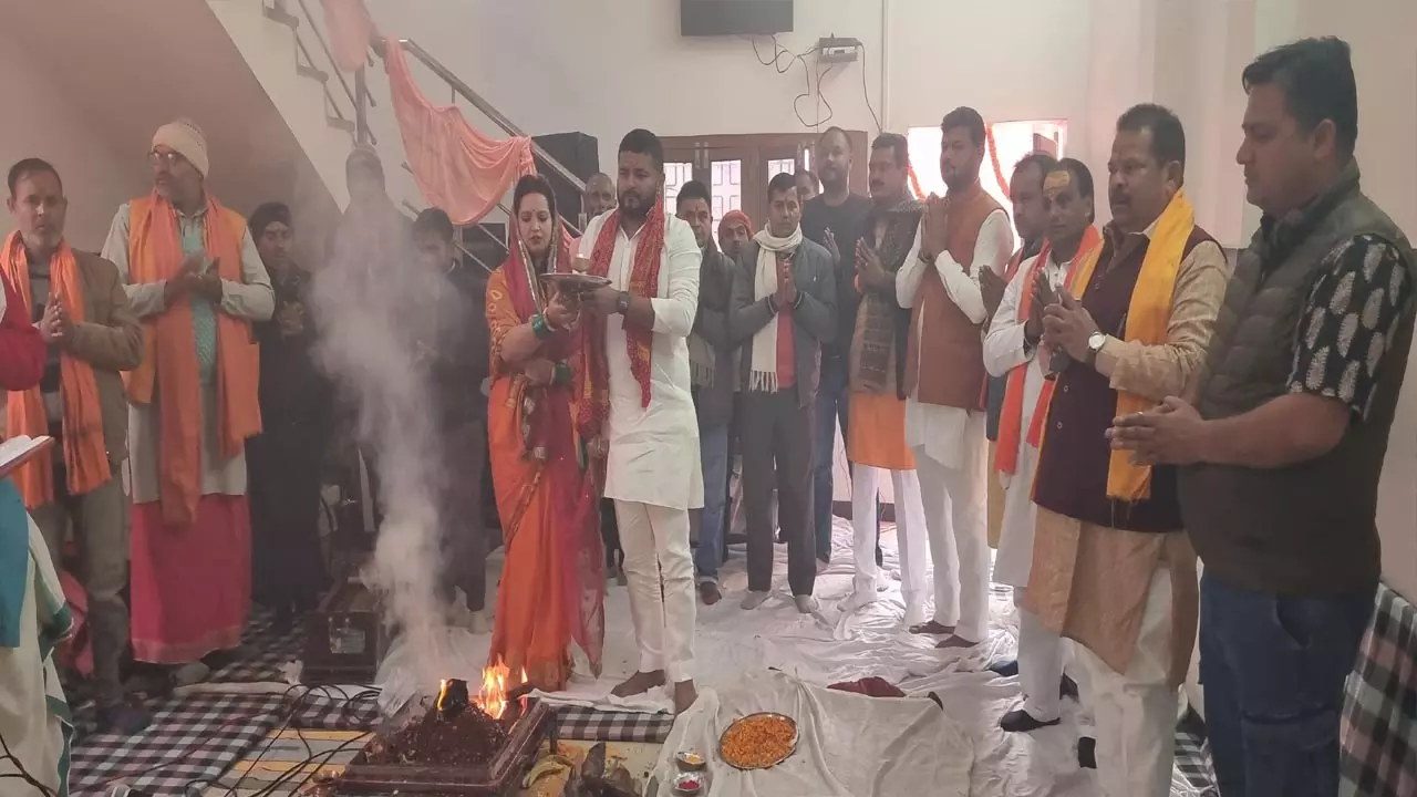 Foundation Day of Lord Shriram Temple celebrated as a festival, distribution of offerings after mass Aarti