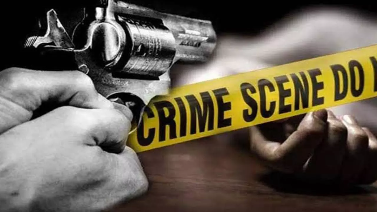 youth shot dead by miscreants Police fail to trace attackers Azamgarh Crime News in hindi