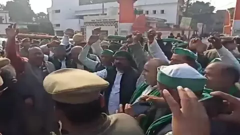 Farmers of Bharatiya Kisan Union Tikait faction demonstrated Farmers of Bharatiya Kisan Union Tikait faction demonstrated