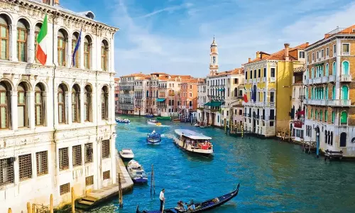 A Floating City Vanice: वेनिस एक अनोखा तैरता हुआ शहर, जो पानी में पिछले 1500 सालों से तैर रहा है