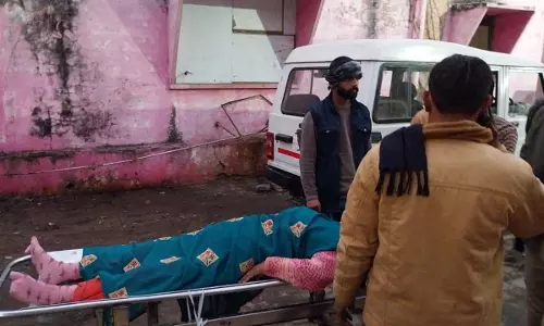 woman dies after falling from bike