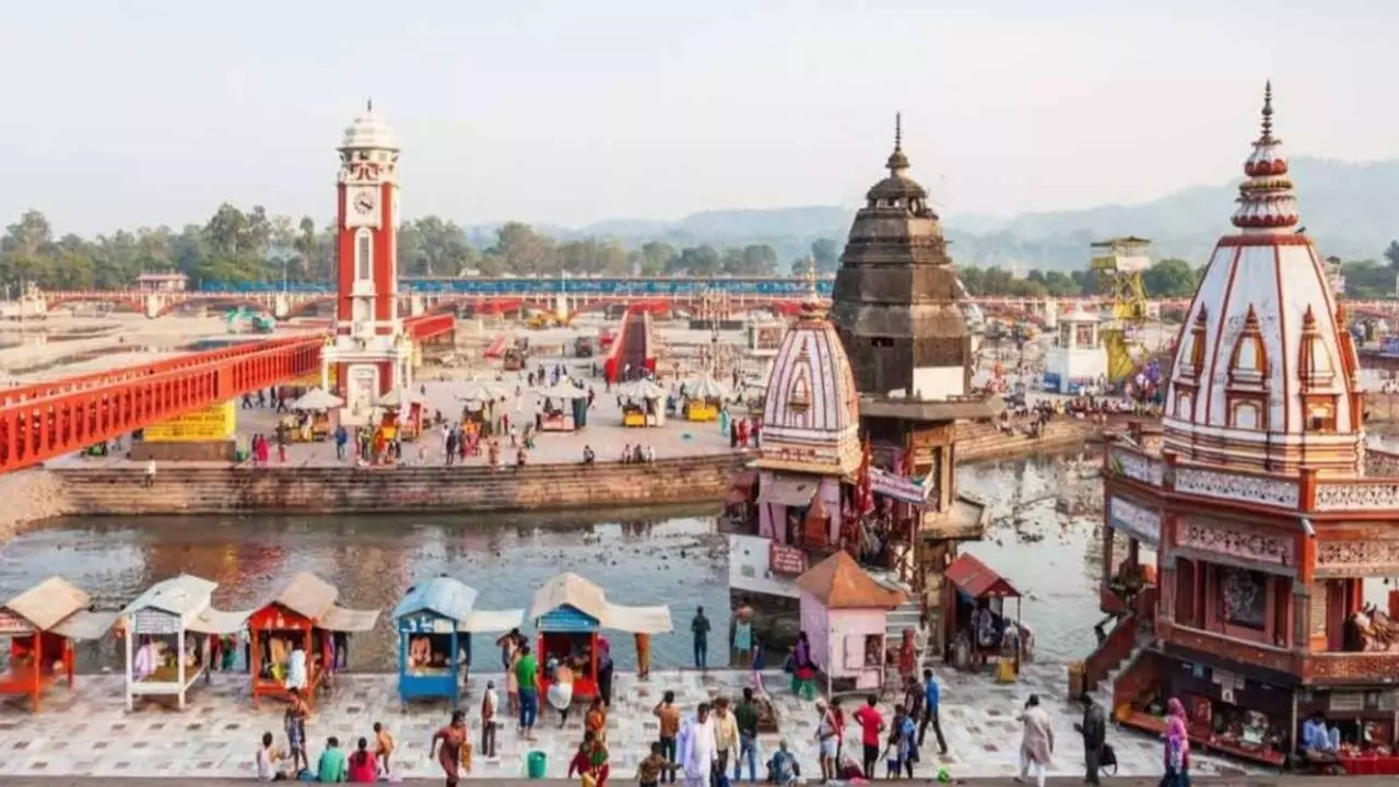 Haridwar Popular Shiv Mandir: जहां दीपक की ज्योत बुझी-दुर्घटना घटी, हरिद्वार के इस मंदिर से जुड़ा है रोचक रहस्य