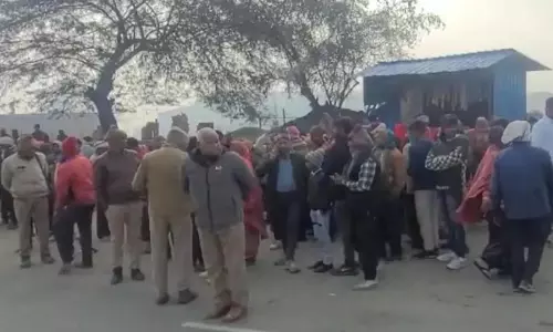 Missing youth not found but relatives put him on the road Jam