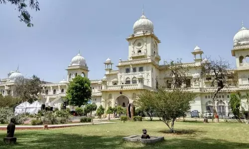Lucknow University