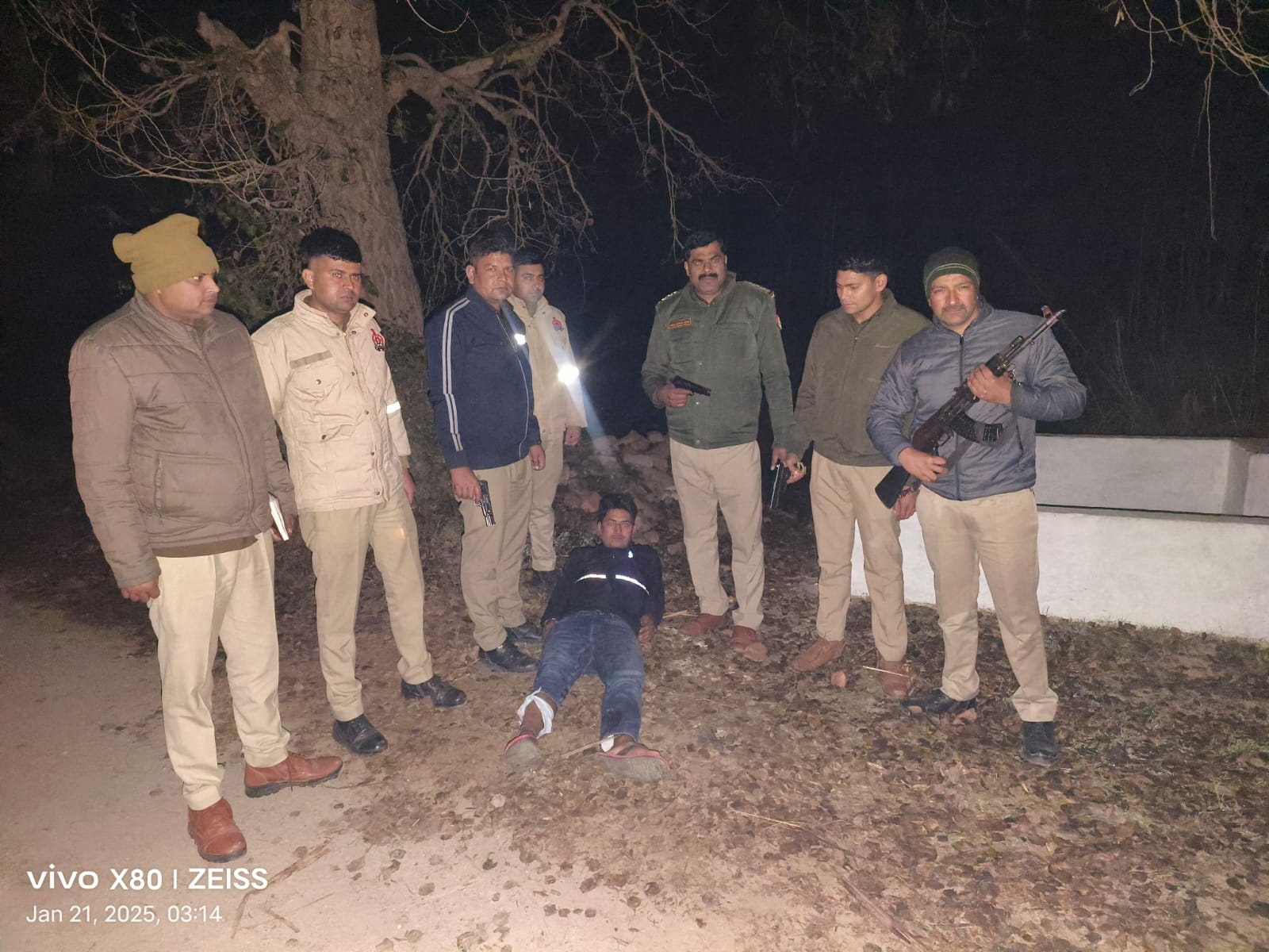 Encounter Between Miscreants and police In Meerut