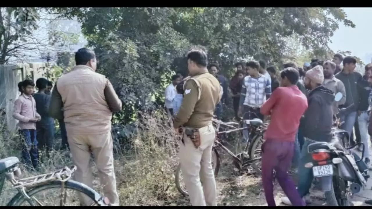 Bareilly News Today Murder Case Young Man Throat and Private Parts Cut Dead Body Thrown