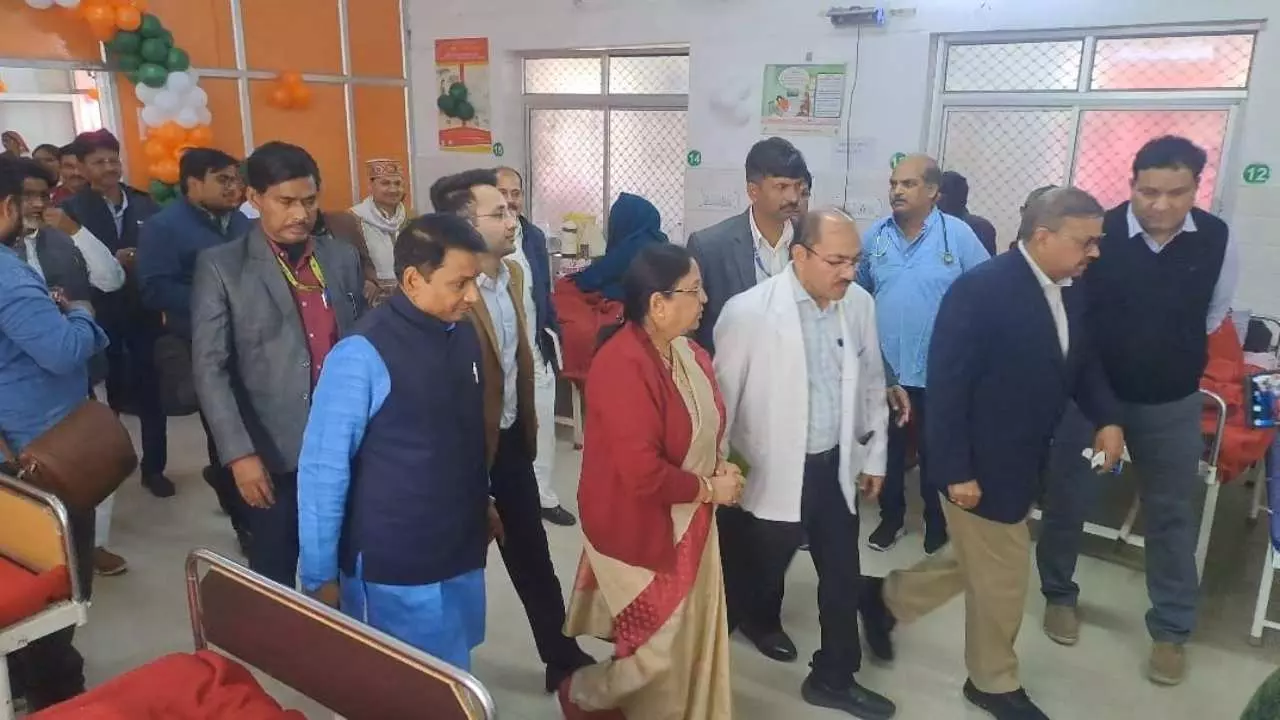 State Government Minister Reached District Hospital