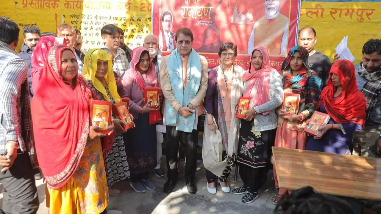 Ram Arun Govil distributed Door To Door Ramcharit Manas under Ramayana campaign