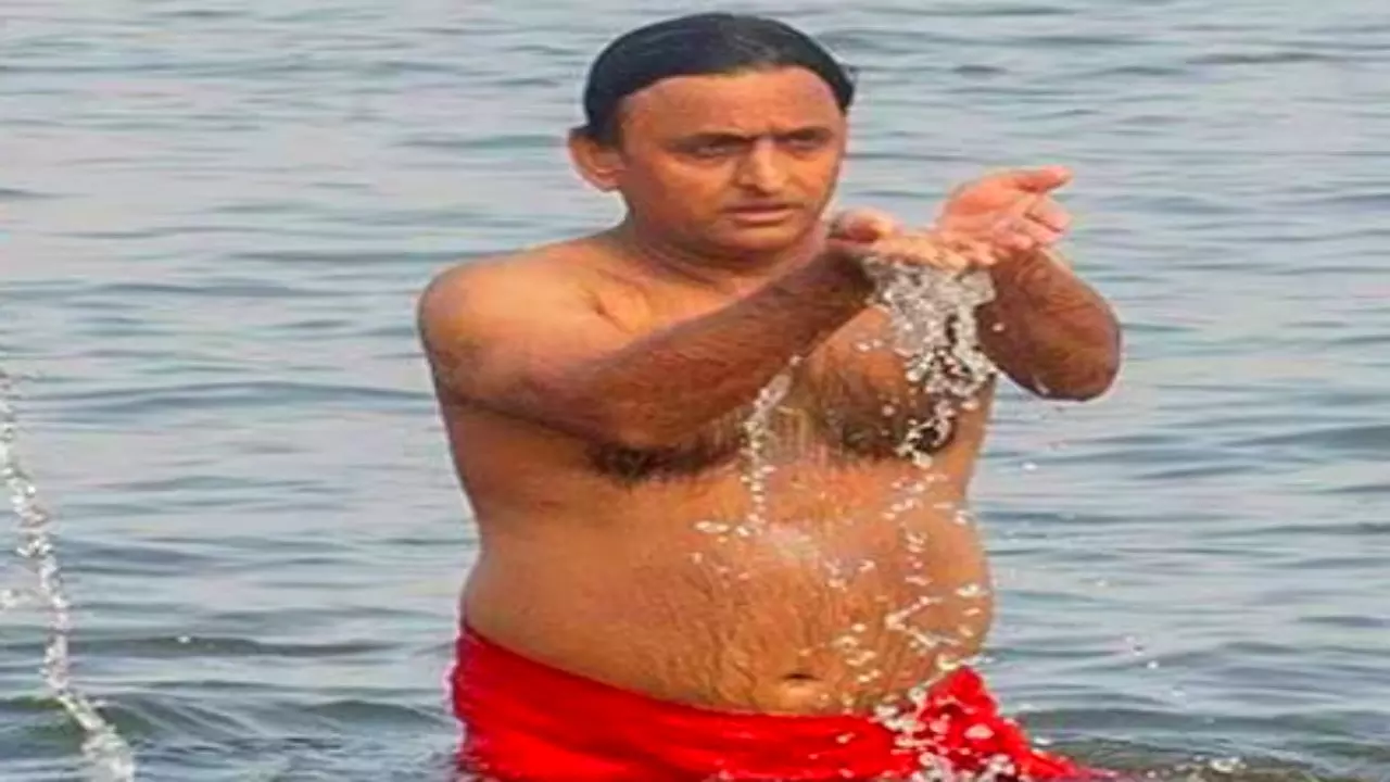 akhilesh yadav snan akhilesh yadav snan